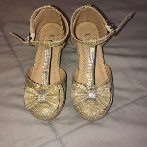 Adorable t-strap toddler heels